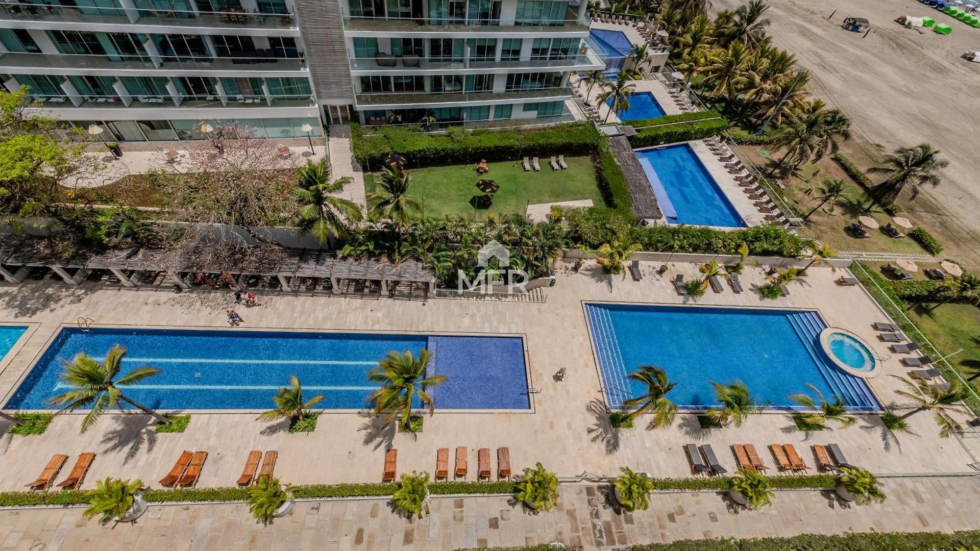 Edificio Morros 3, Beachfront&2 Bedrooms By Inmobiliaria Mfr *